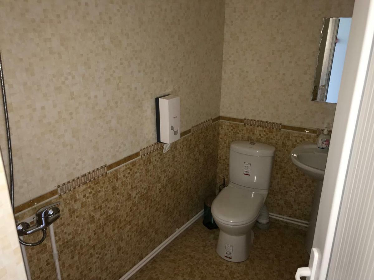 יירבאן Liko Hostel מראה חיצוני תמונה